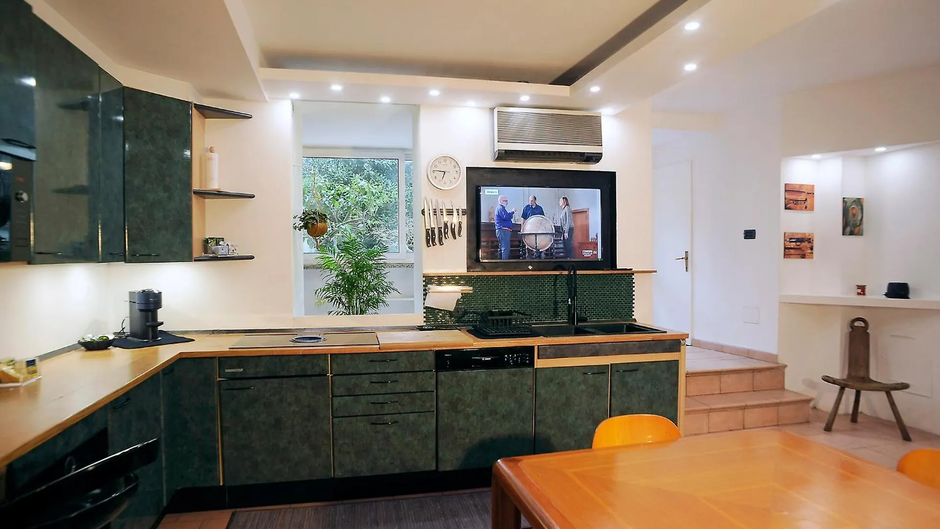 Apartment Youhosty - Secret Garden Milan